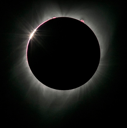 Solar eclipse diamond ring w Baily's Beads, Prominences & Corona